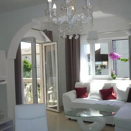 Whitedream Apartamento Vodice