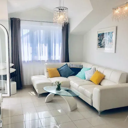 Whitedream Apartamento Vodice
